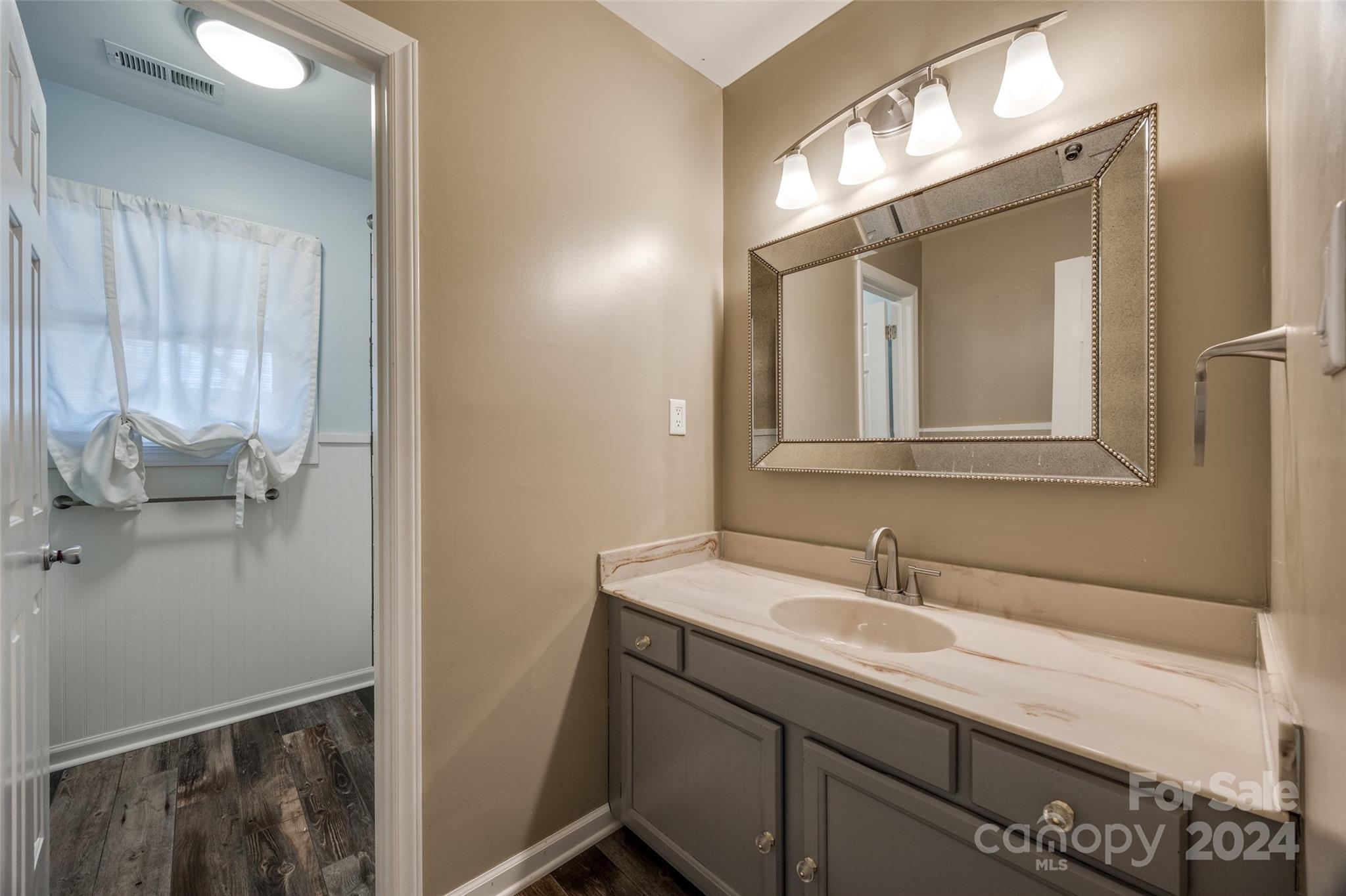 Tega Cay - Residential