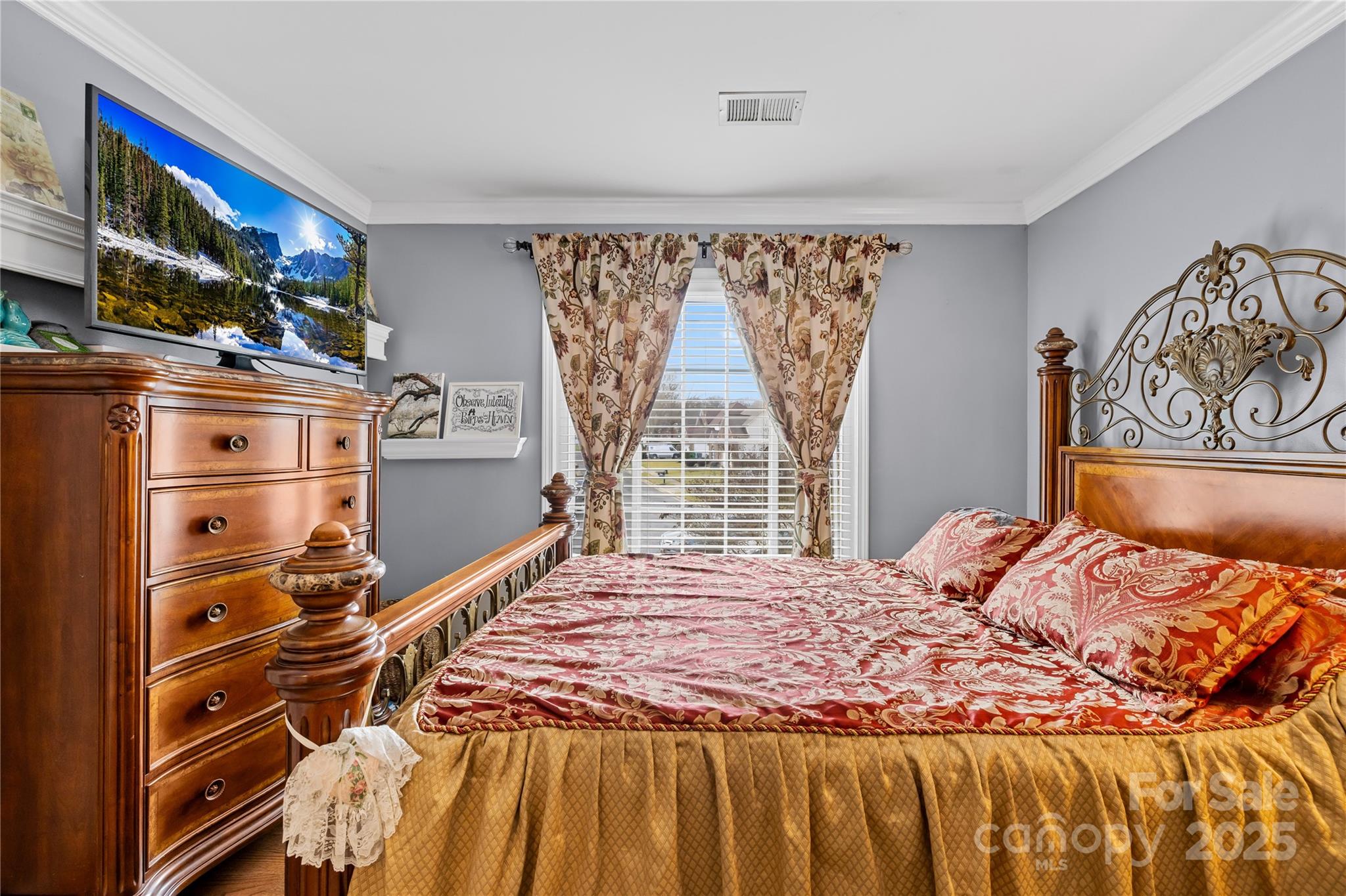 Charlotte, North Carolina 28269, United States, 5 Bedrooms Bedrooms, ,3 BathroomsBathrooms,Residential,Under Contract,11770