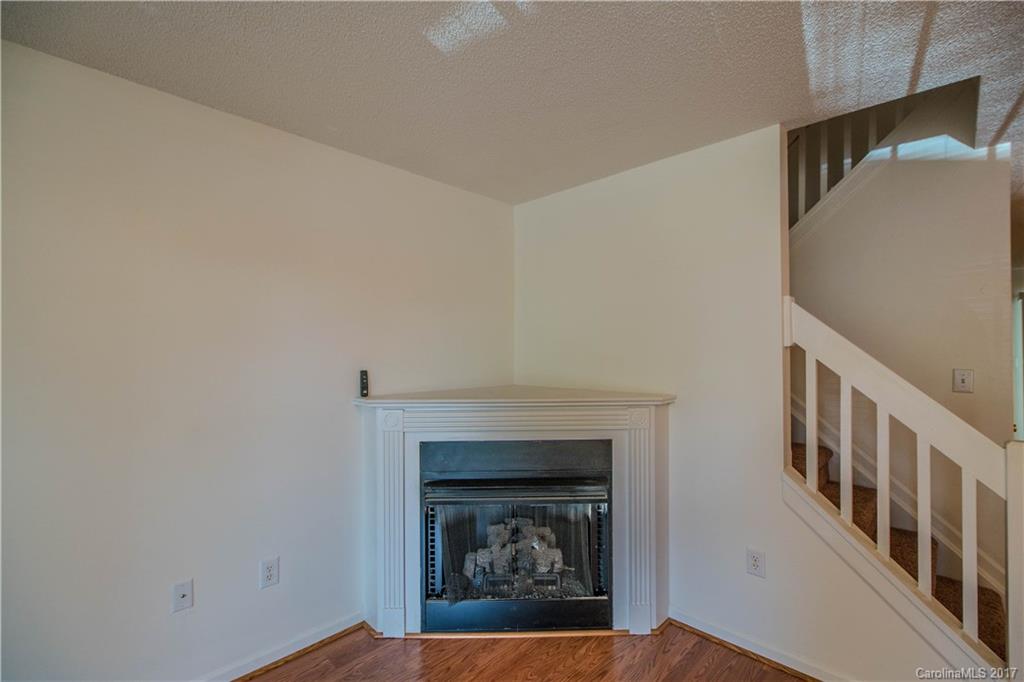 Creekside At Coulwood - Residential