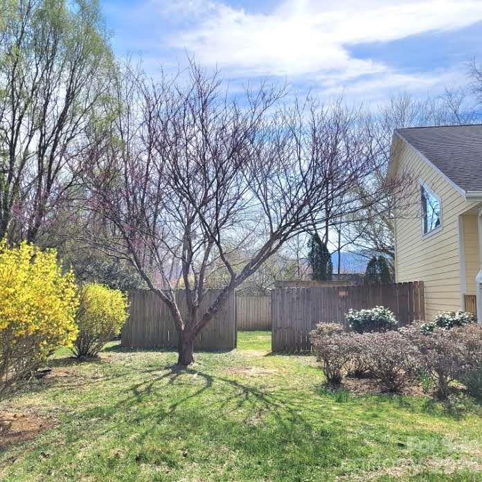 35 Cotton Creek Circle