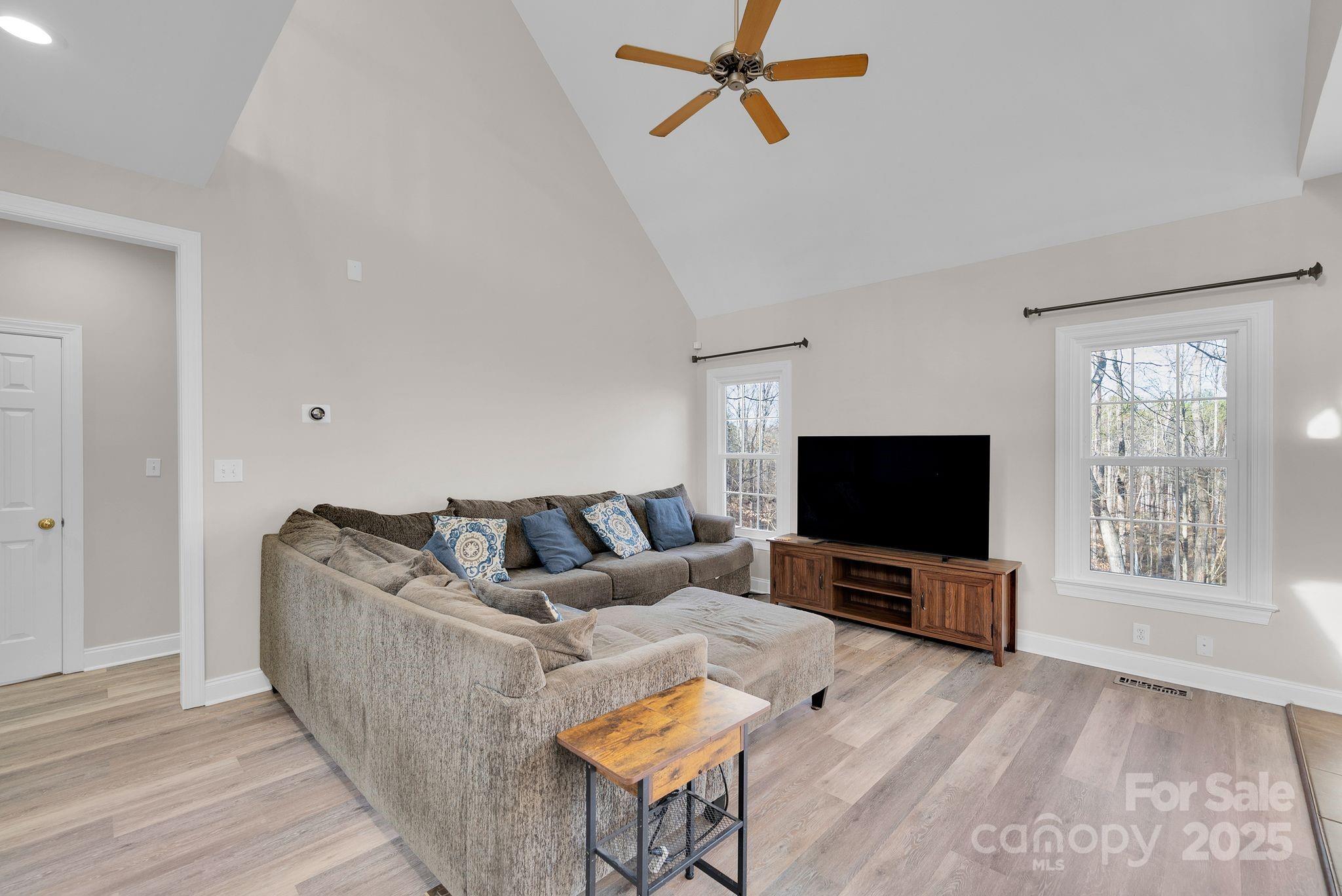 Miranda - Residential