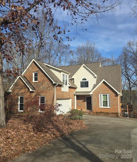 Photo of 3036 Ed Reid Street, Charlotte, NC 28216 (MLS # 4329567)