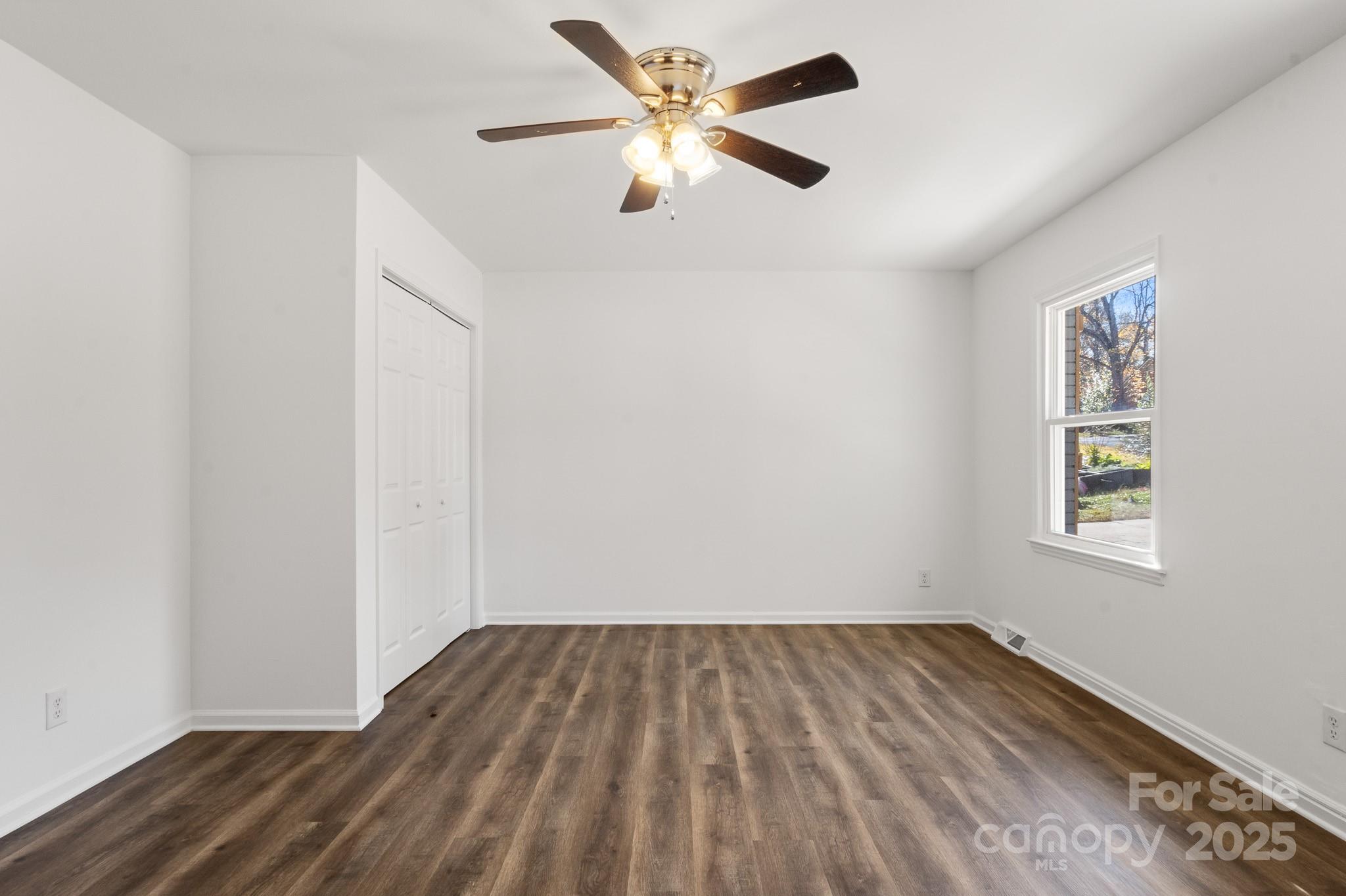 5116 Carriage Drive Circle