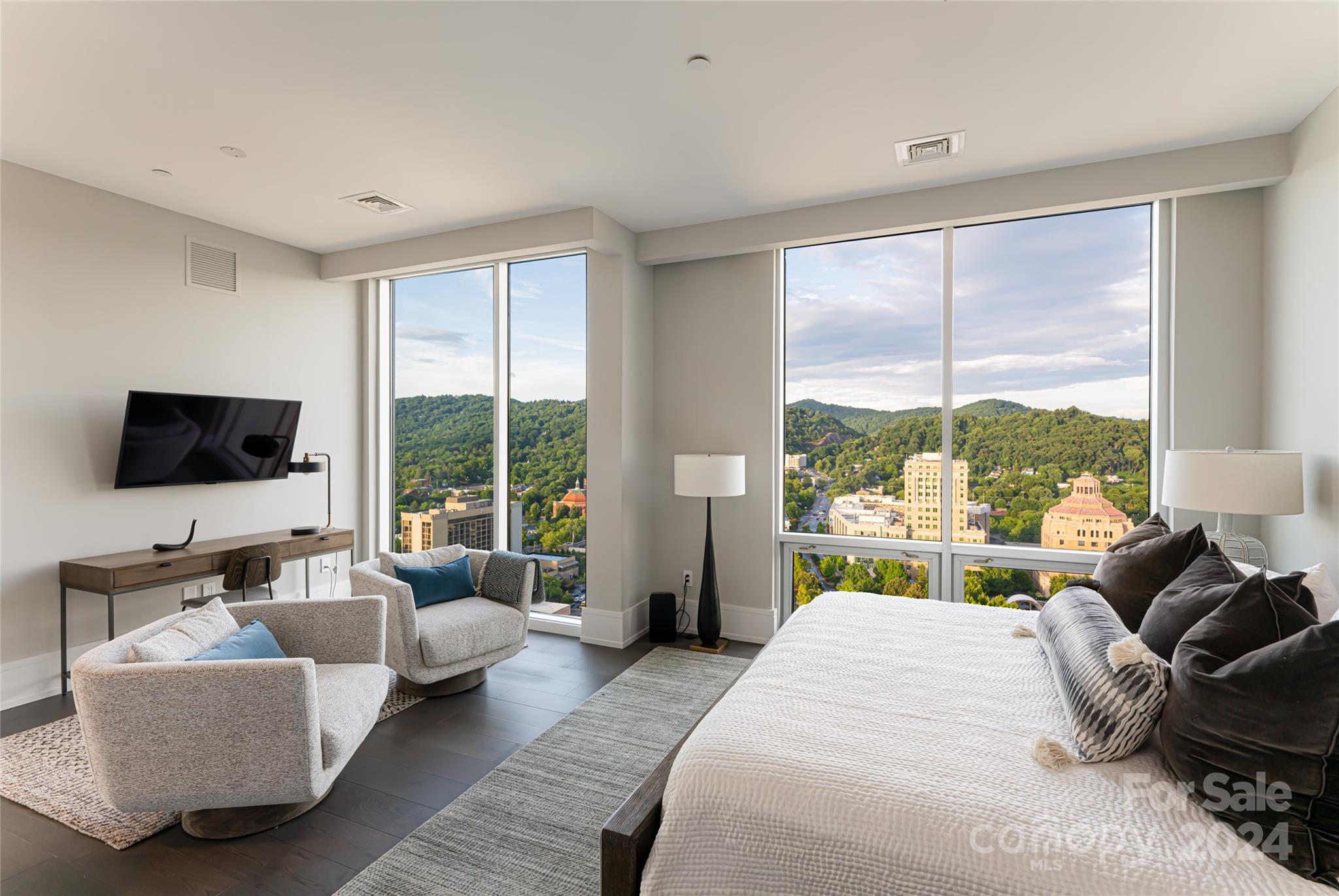 Asheville Arras Residence - Residential