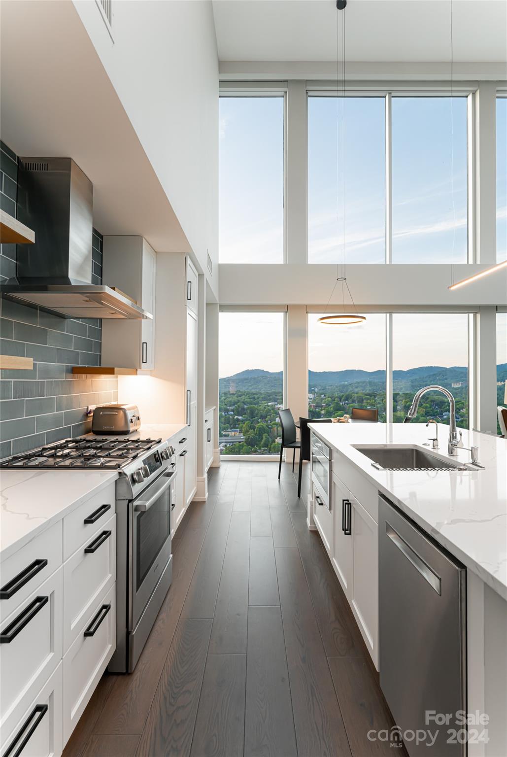 Asheville Arras Residence - Residential