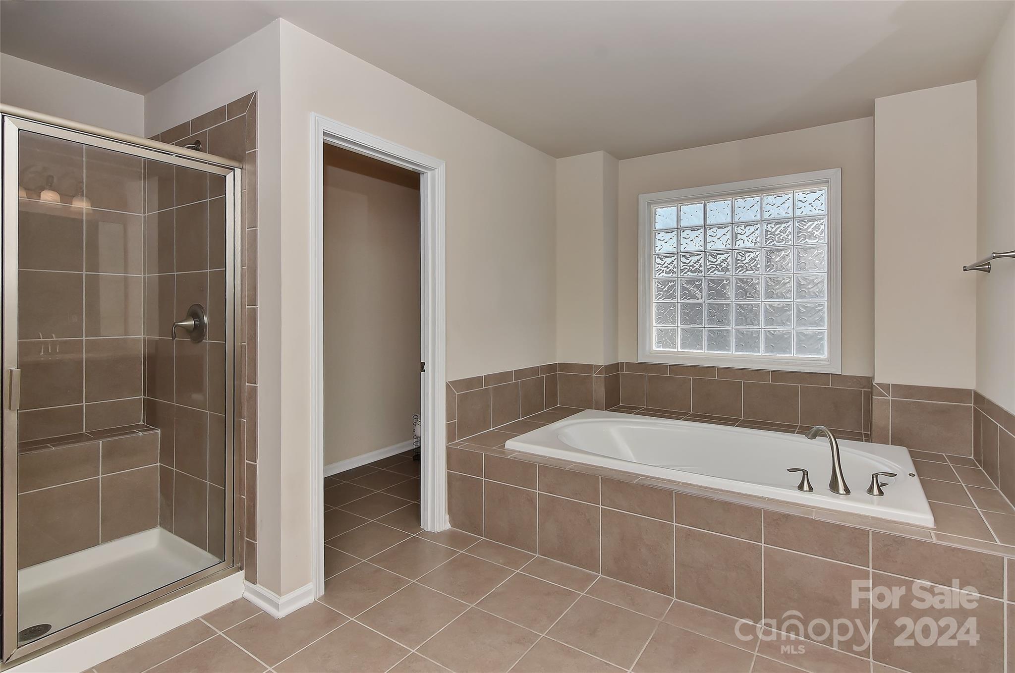 Wellington Chase - Residential