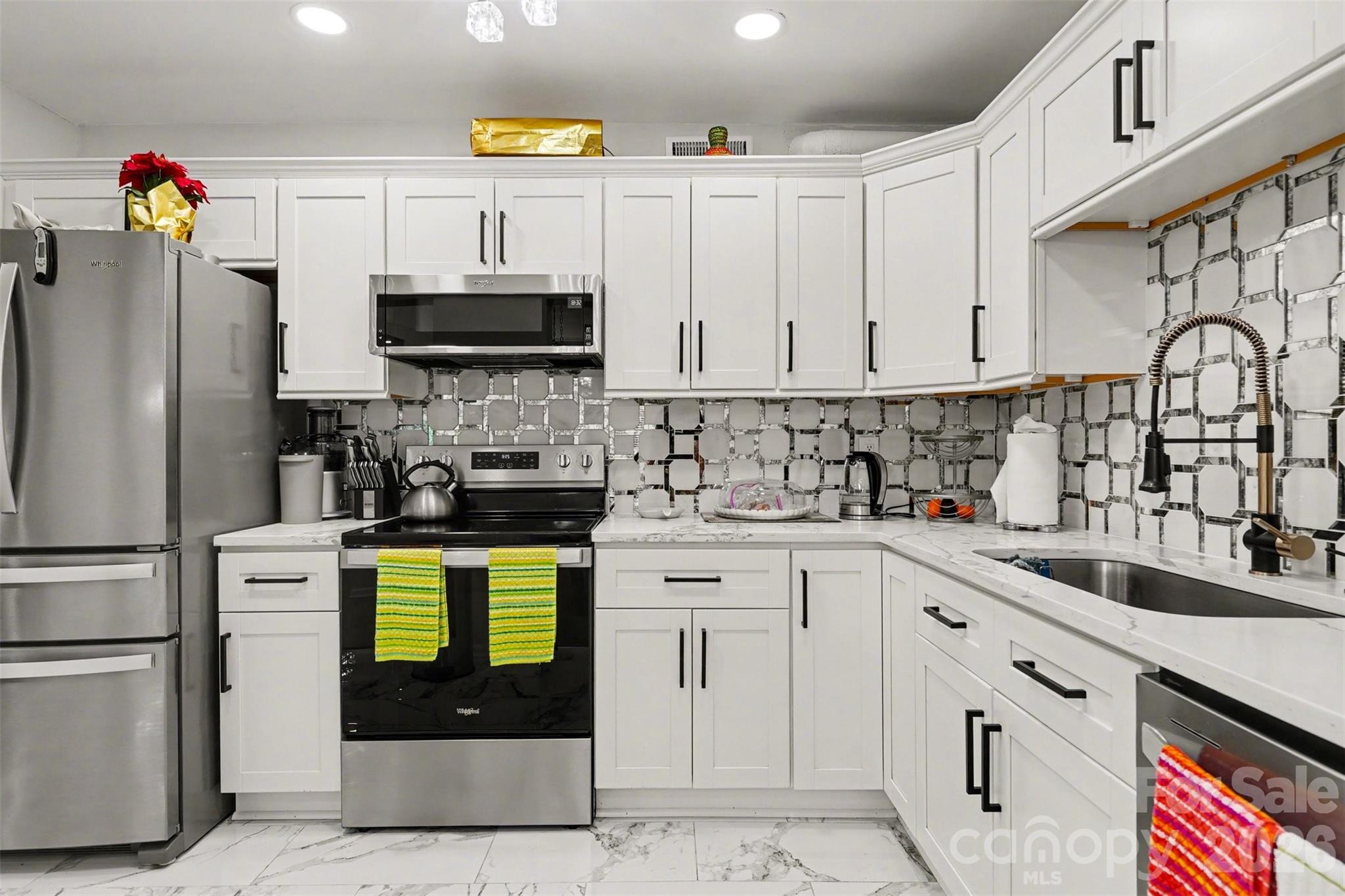 Carriage House - Residential