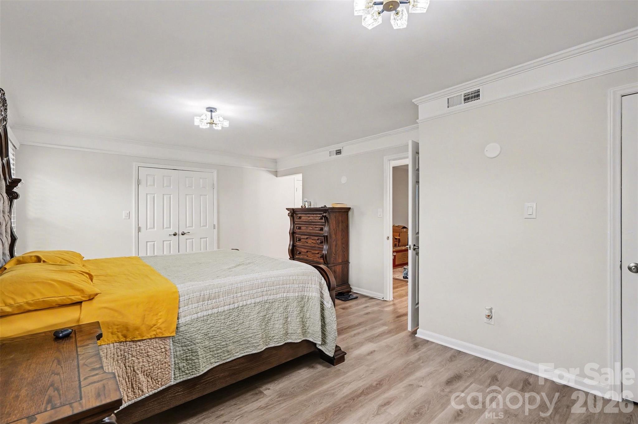 Carriage House - Residential