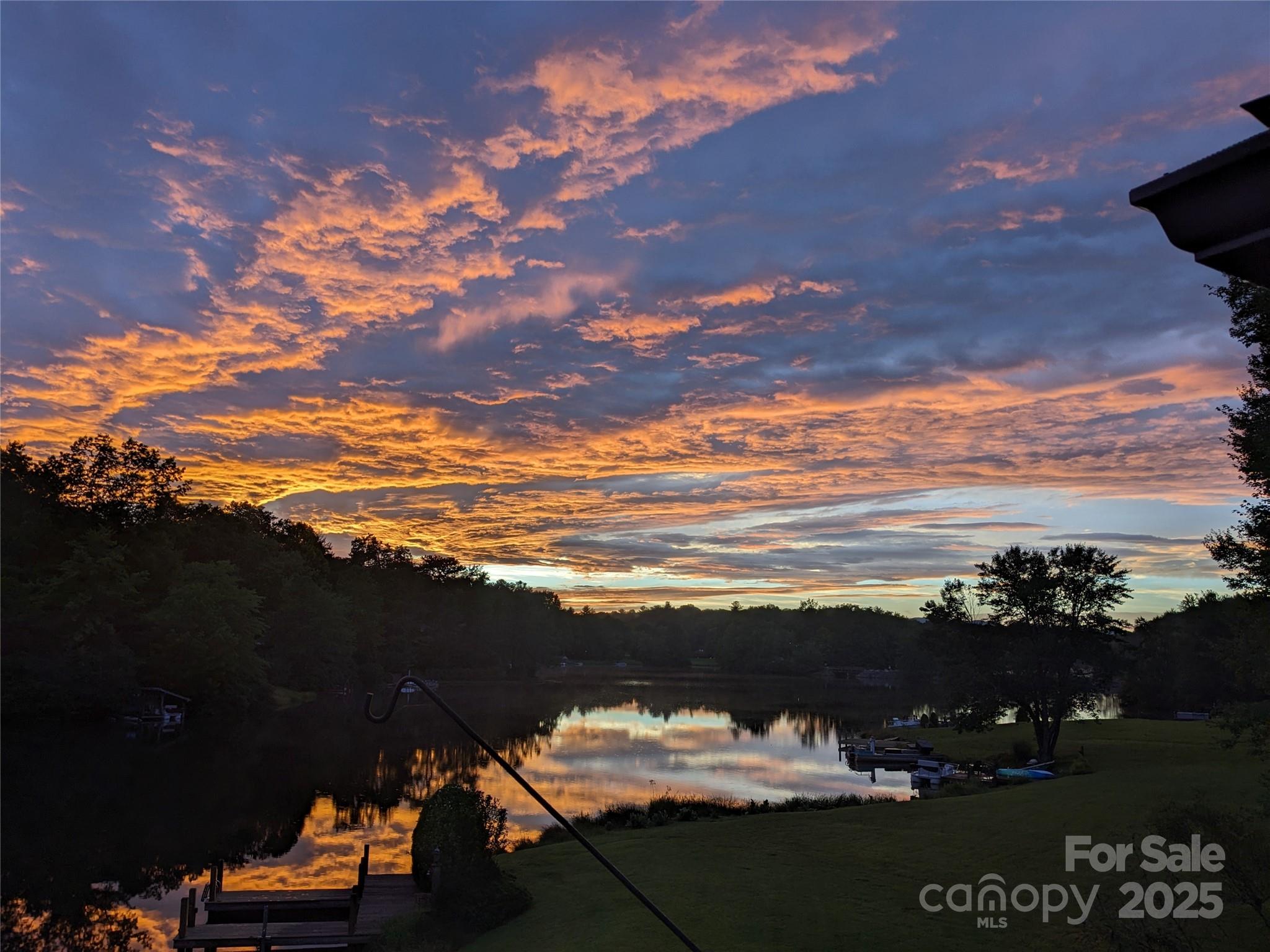 Connestee Falls - Residential