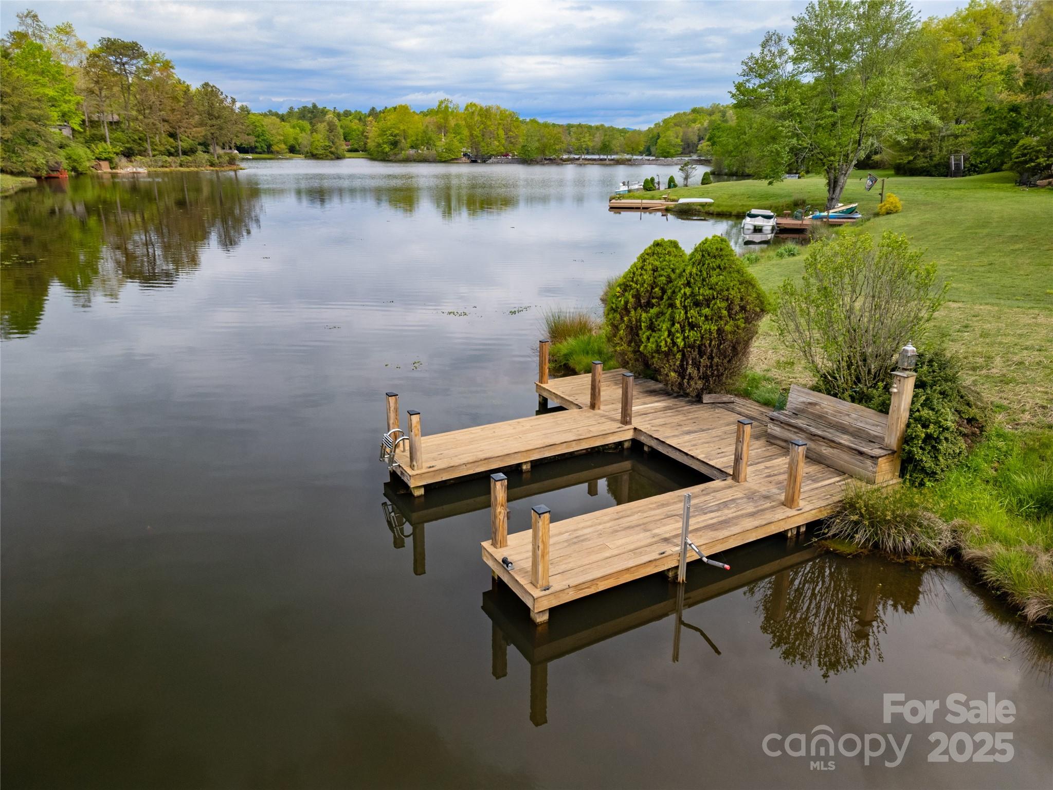 Connestee Falls - Residential
