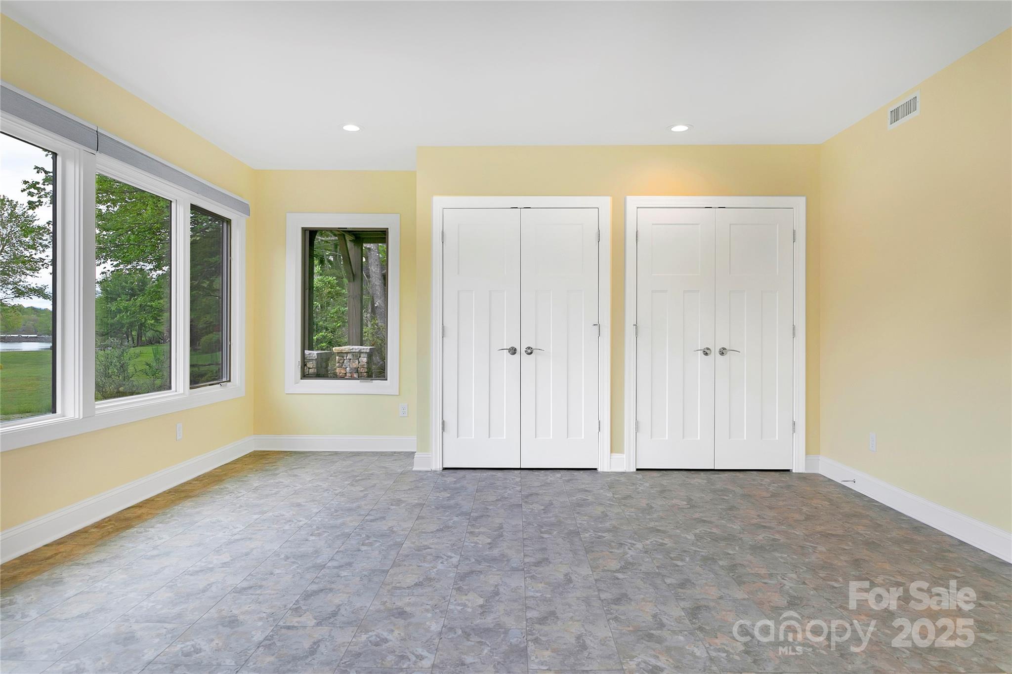 Connestee Falls - Residential