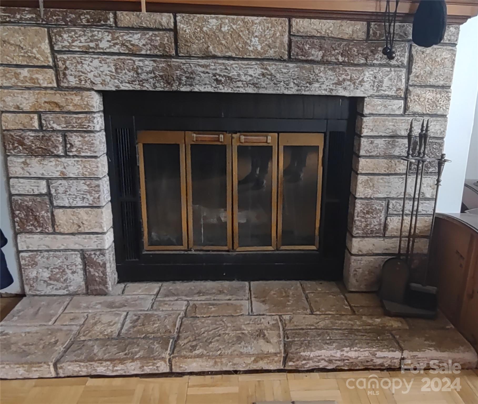 Huntlynn Acres - Residential