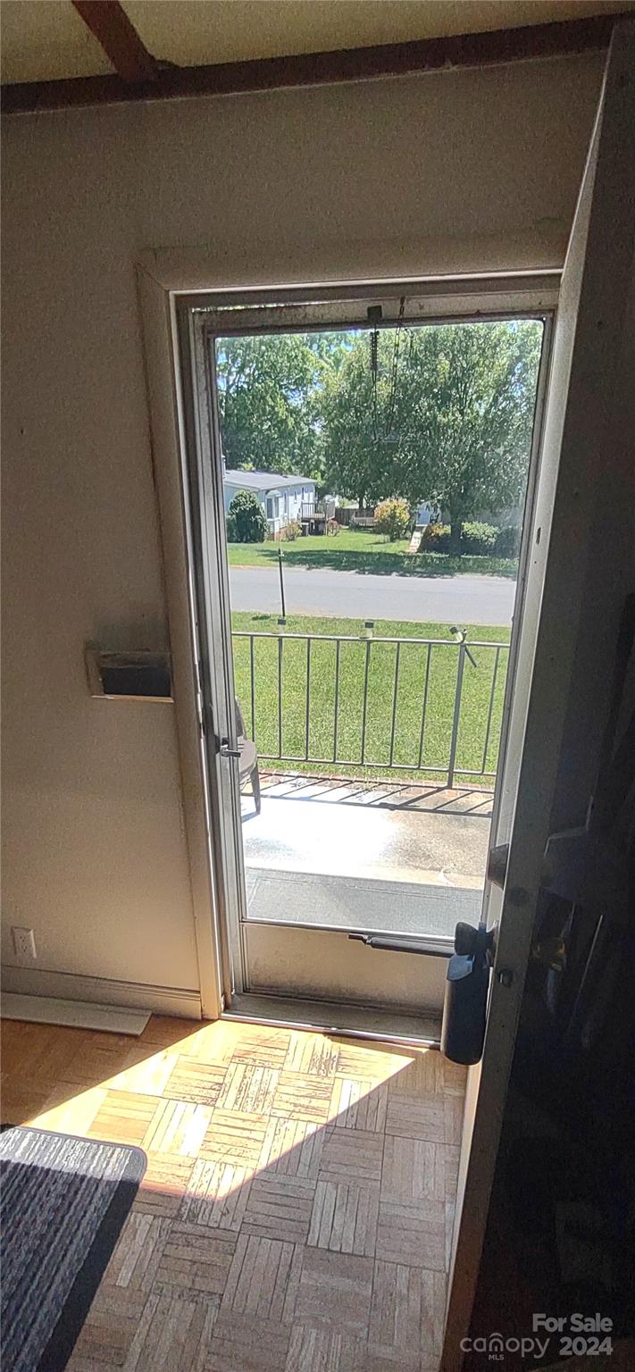 Huntlynn Acres - Residential