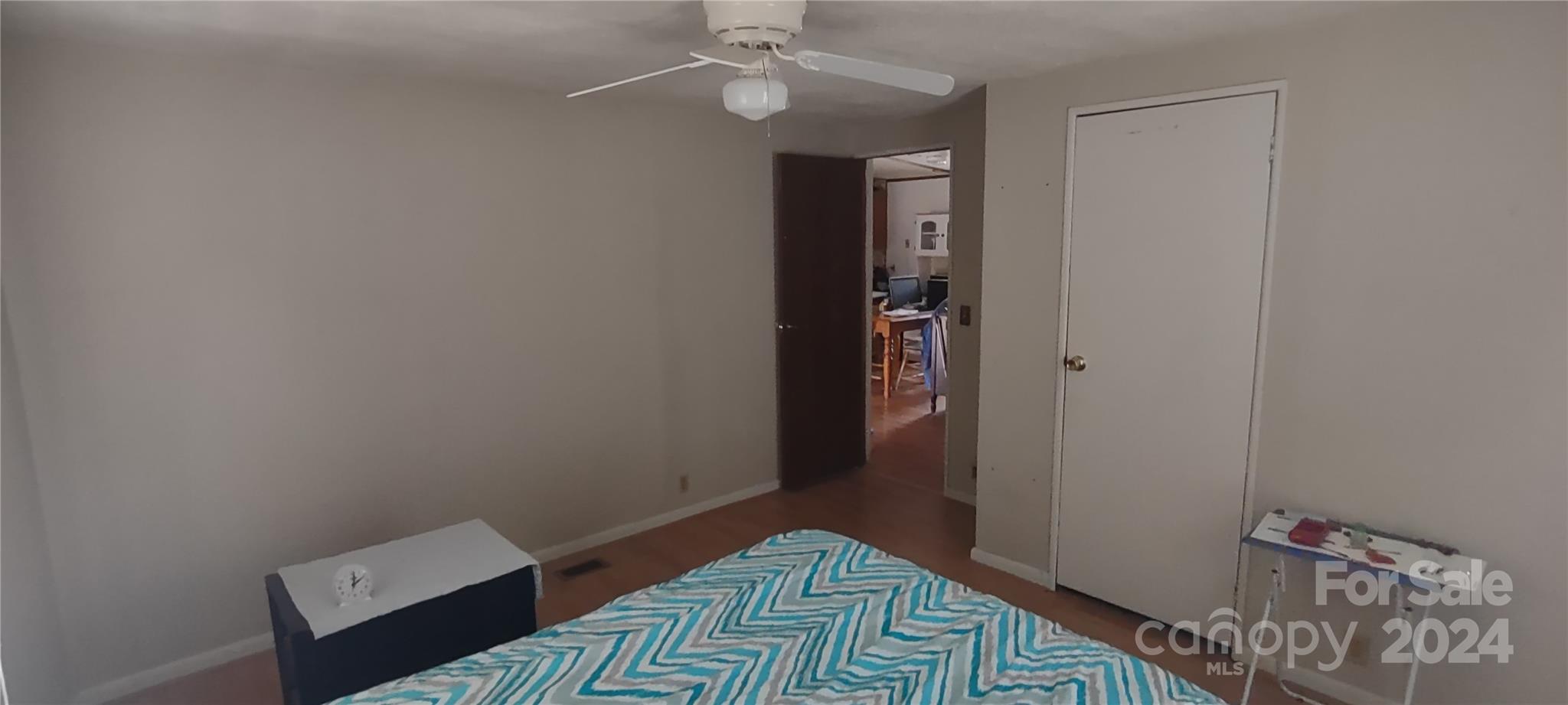 Huntlynn Acres - Residential