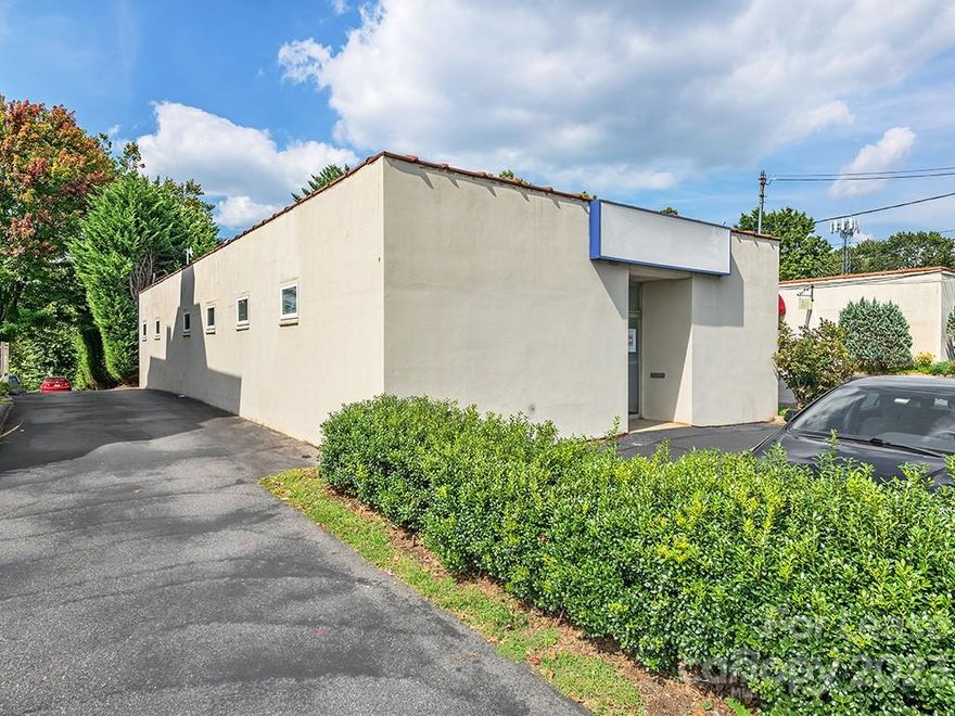 For Lease—Affordable Class C office or retail space in Downtown Asheville. 

With immediate accessibility to Downtown Asheville and a launch pad to I-240 and I-26 at your doorstep, the property at 255 Haywood Street offers a convenient location at a price point that is hard to beat in the Central Business District. Additional amenities of this 2,183 square-foot, standalone building include onsite parking (10 spaces), 6 offices (fully heated and cooled), a kitchen, storage room, and 2 bathrooms. Certain walls can be easily reconfigured to open the floor plan. Exterior signage on the front and rear of the building offers great visibility. Modified gross lease offers a great value for Downtown Asheville (Tenant pays utilities).