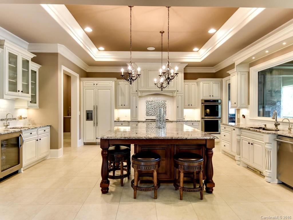 The Harbour at the Pointe - Residential