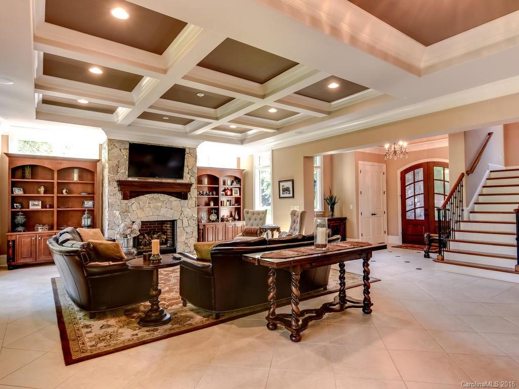 The Harbour at the Pointe - Residential