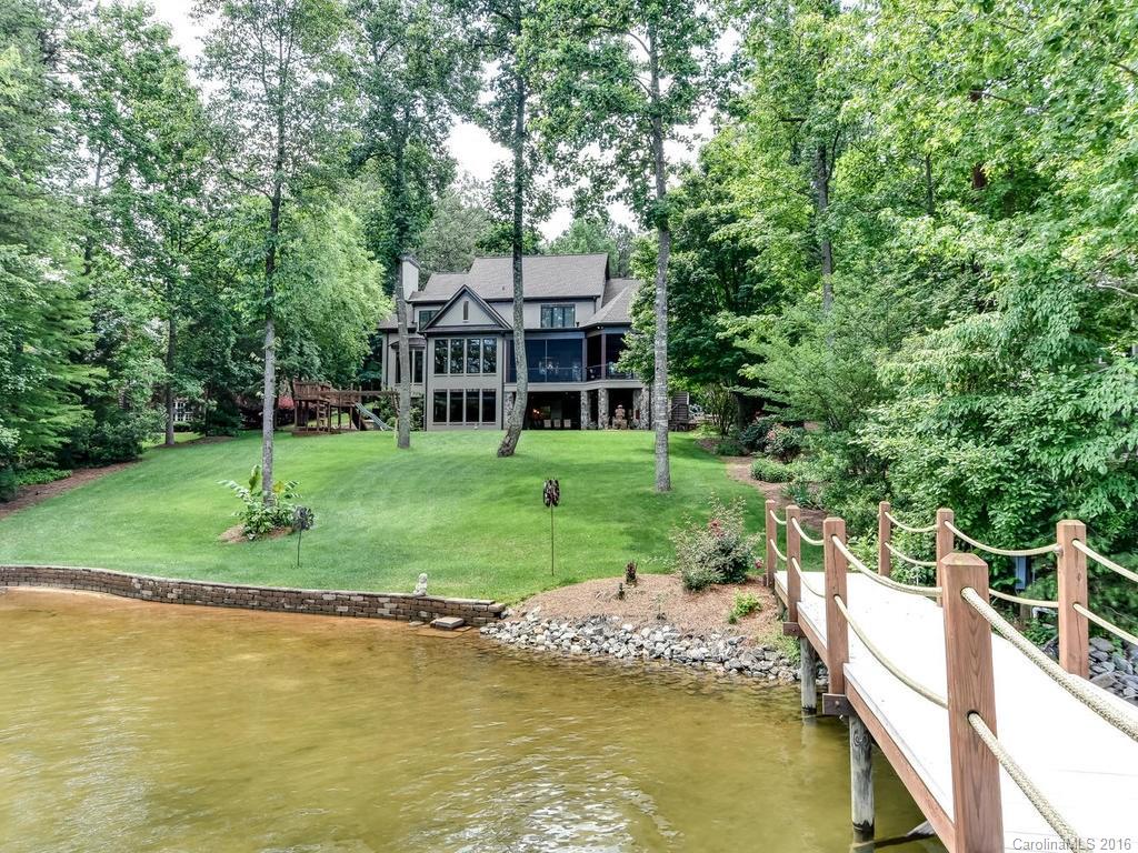 The Harbour at the Pointe - Residential