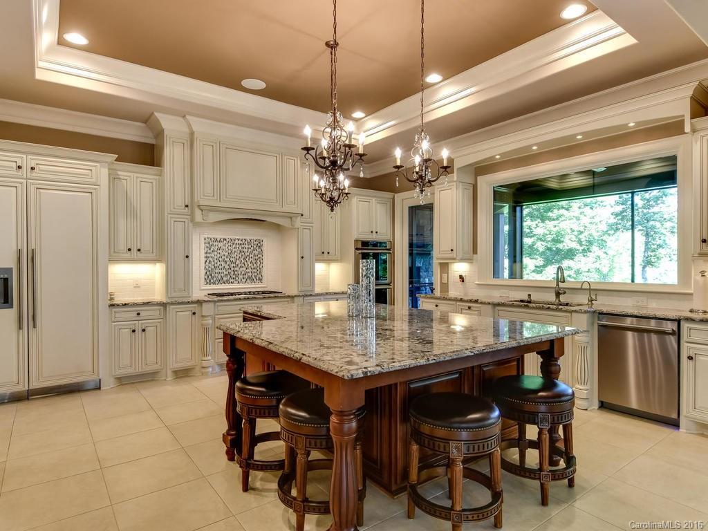 The Harbour at the Pointe - Residential