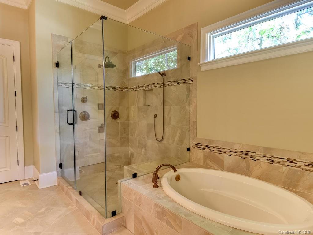 The Harbour at the Pointe - Residential