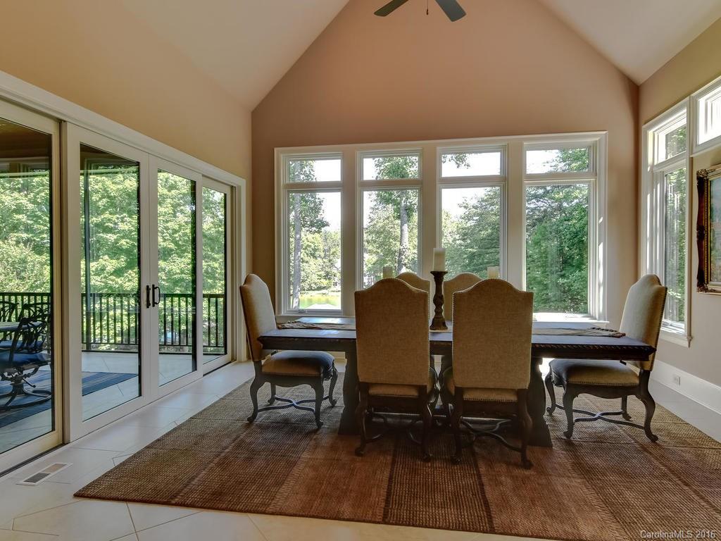 The Harbour at the Pointe - Residential