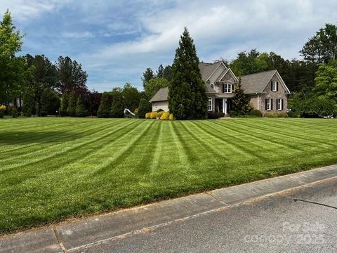 6057 Erie View Court Denver NC 28037