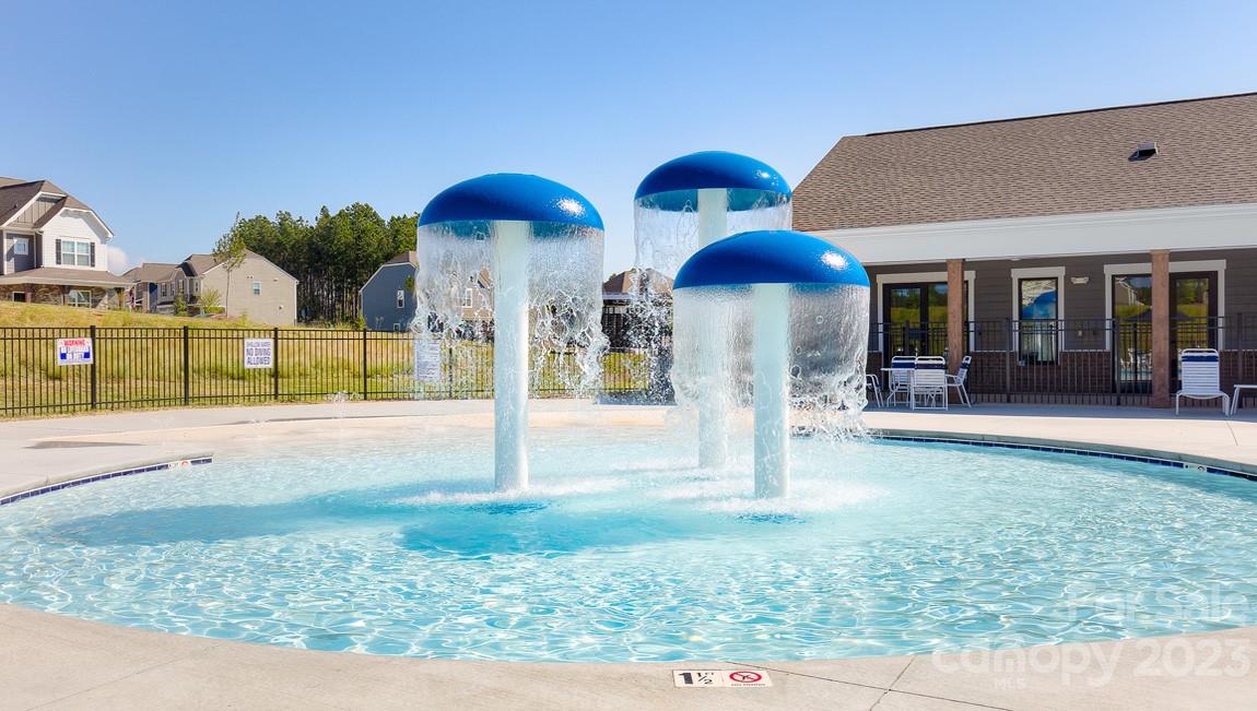 Falls Cove at Lake Norman - Residential