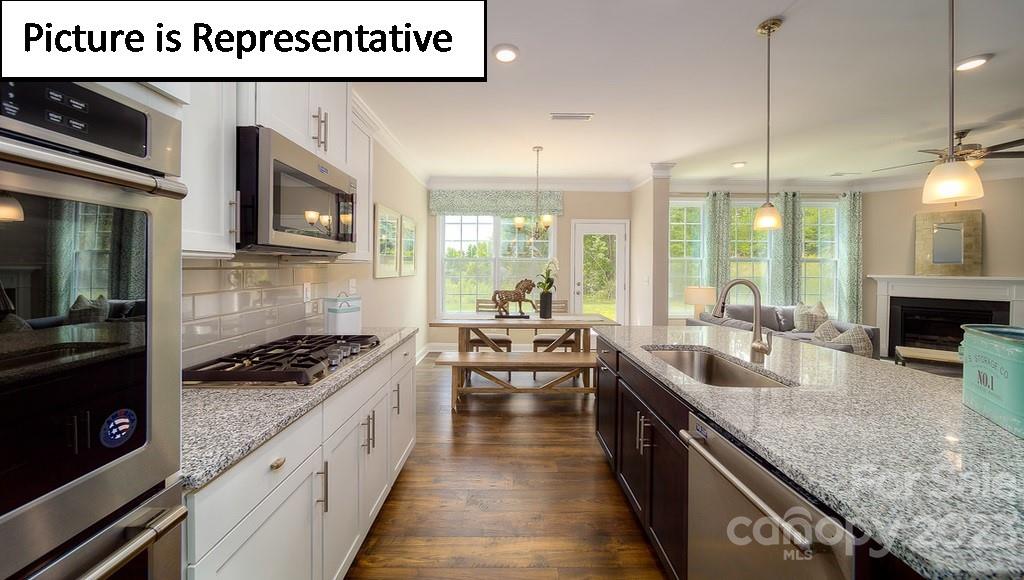 Falls Cove at Lake Norman - Residential