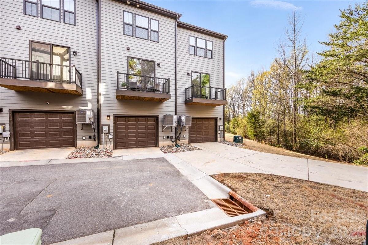 Anderson Townhomes - Residential