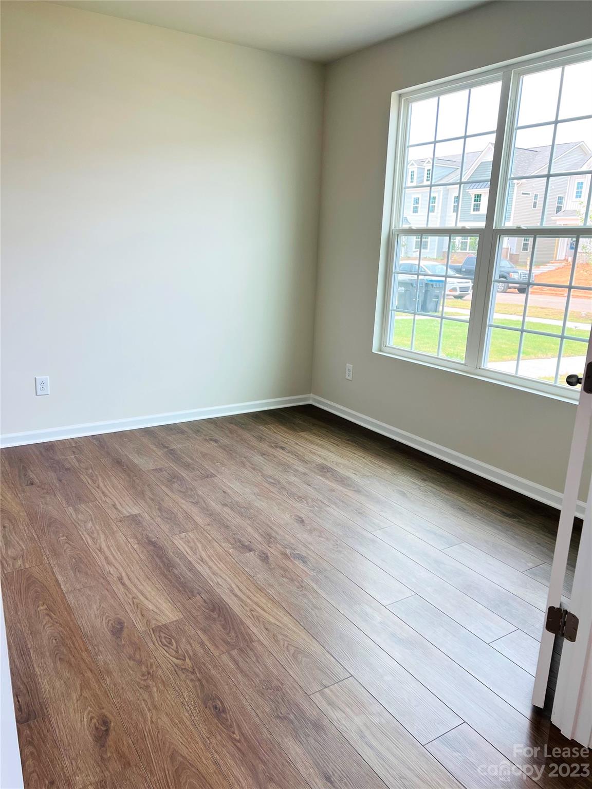 Chateau - Residential Lease