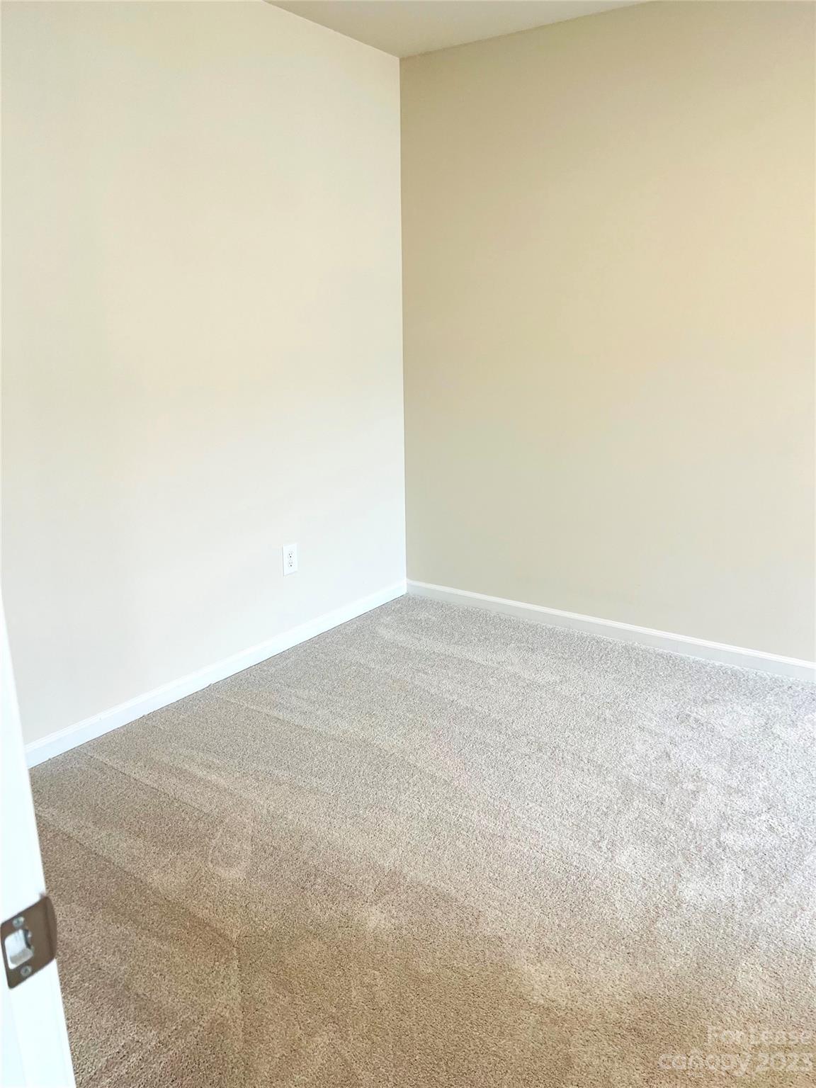 Chateau - Residential Lease