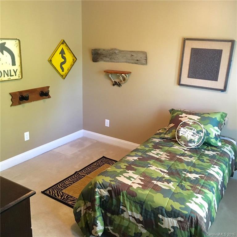 Forest Lakes II - Residential