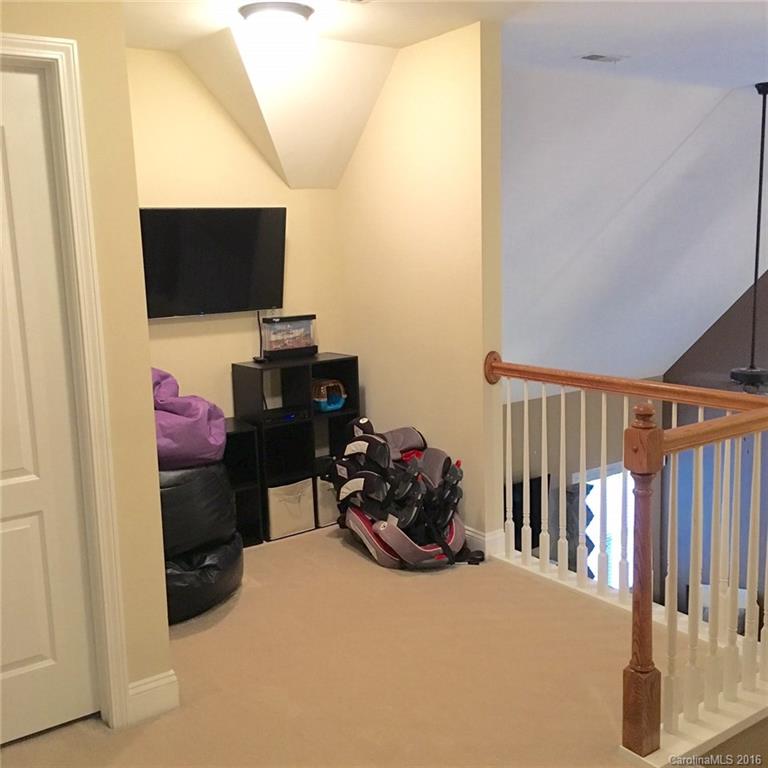 Forest Lakes II - Residential