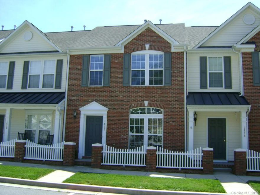 Like new townhouse in fabulous location. Well cared for and move-in ready! Sunroom. Open Kitchen. Roomy and Comfortable. Patio. Backs up to woods!