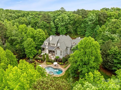 Photo of 9105 Island Point Road, Charlotte, NC 28278 (MLS # 4329226)