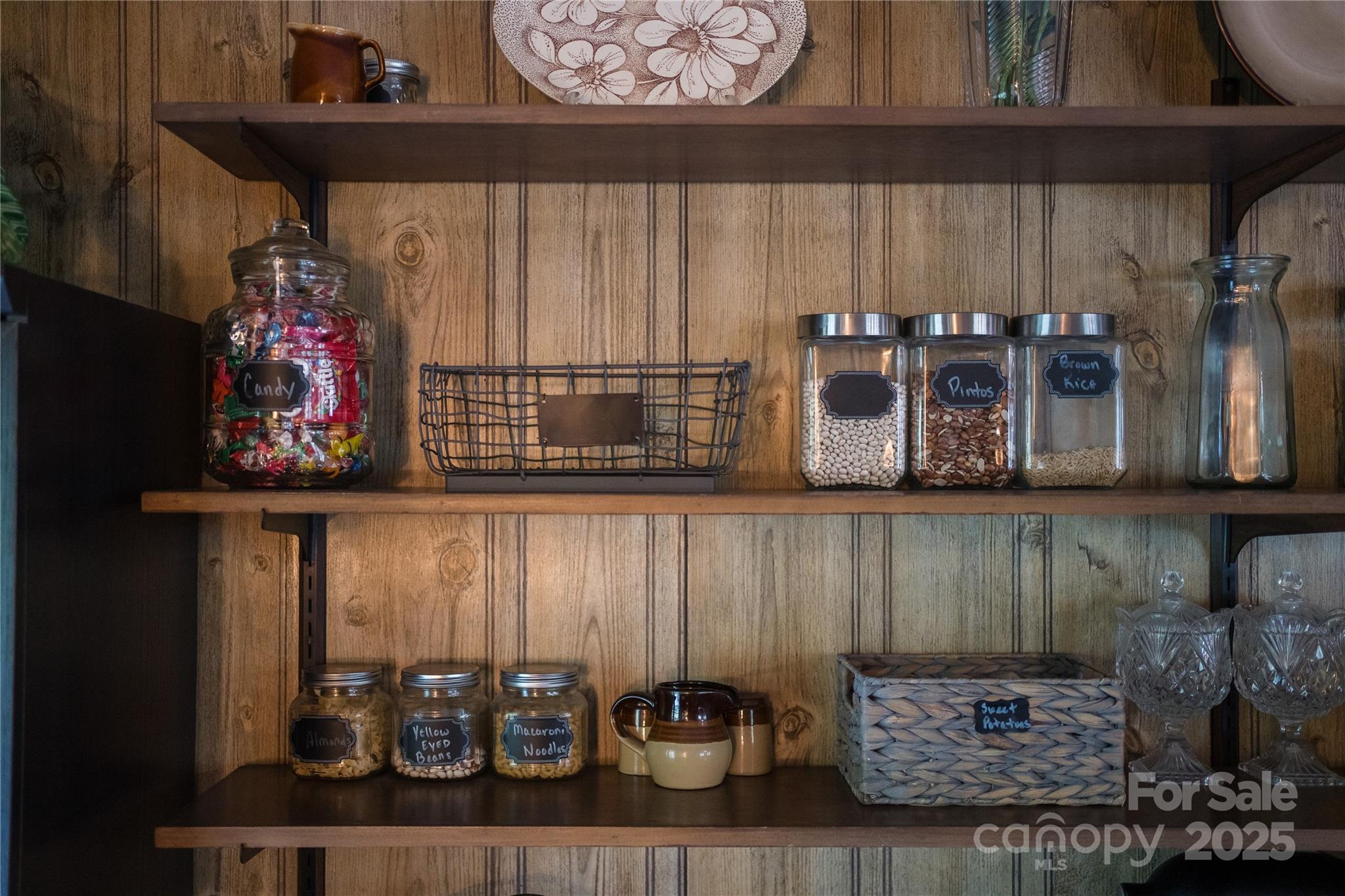 Knob Hill - Residential