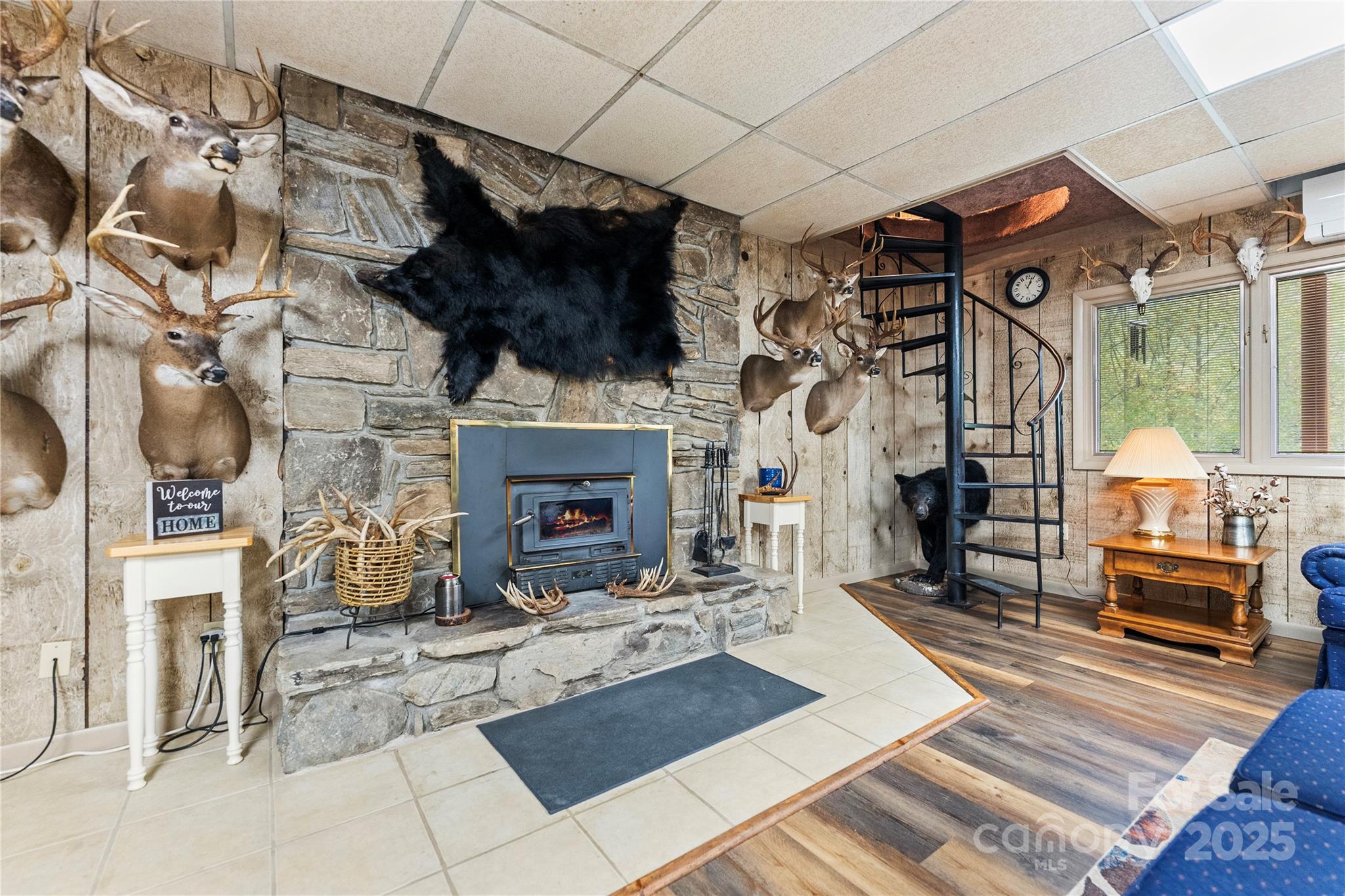 Knob Hill - Residential