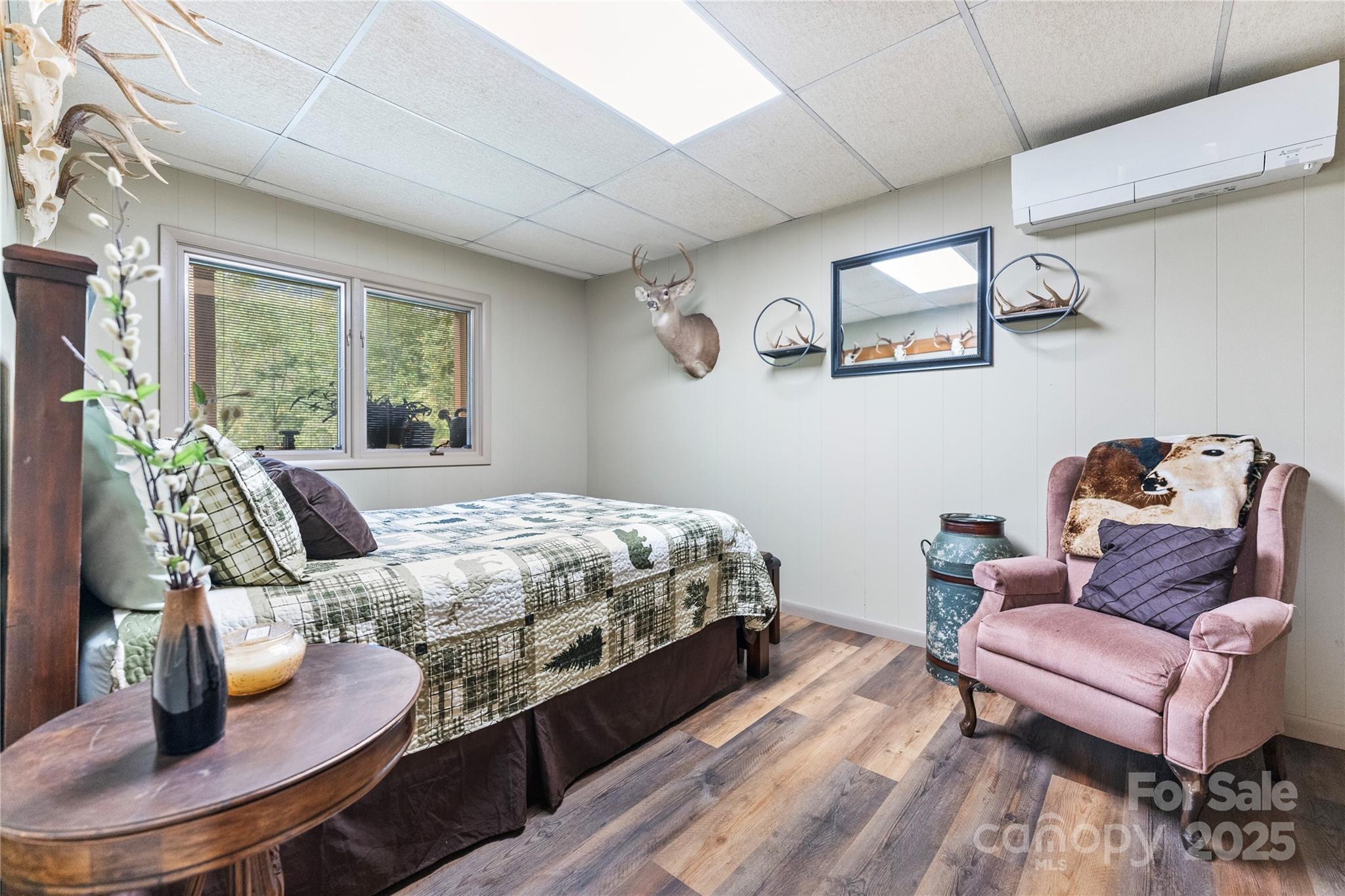 Knob Hill - Residential