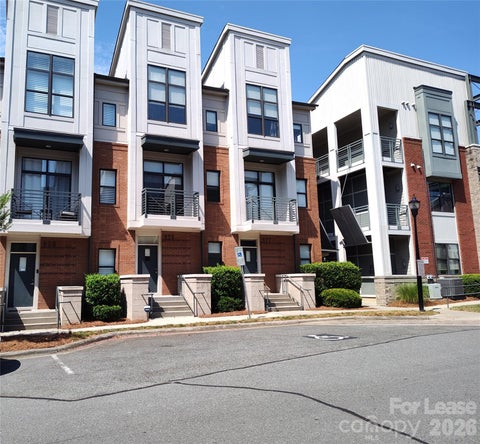 Photo of 926 E 8th Street E, Charlotte, NC 28204 (MLS # 4436134)