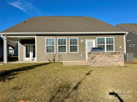 A home in Huntersville