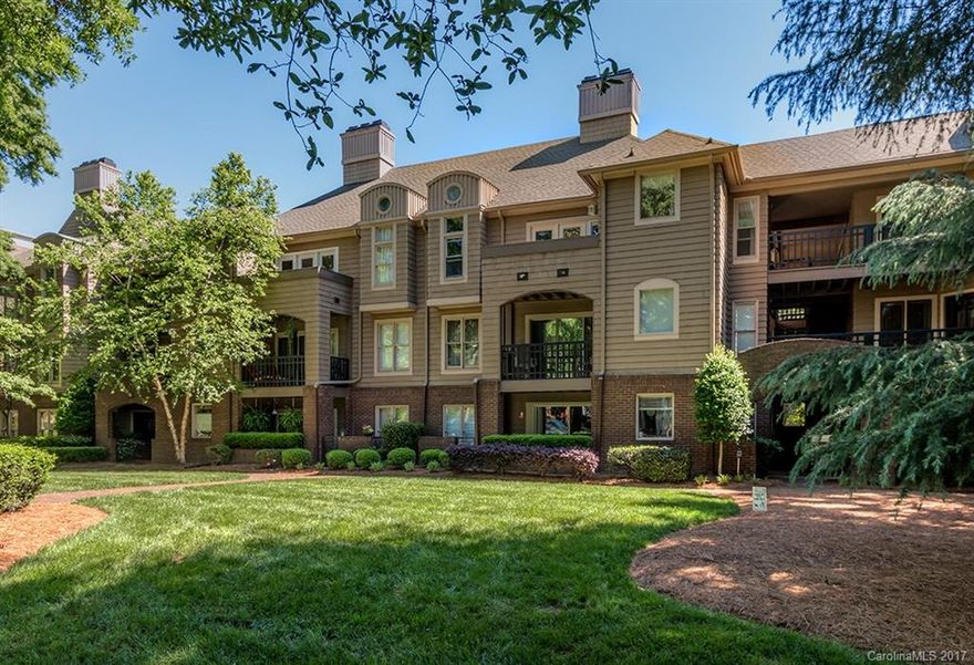 Newly updated condo in Dilworth! Granite in the kitchen, updated stainless appliances, wide plank hardwoods throughout main living areas! Well maintained community - roof replaced in 2015, private pool area and lush common grounds! Amazing location blocks from all Dilworth, Midtown and Uptown have to offer!!!