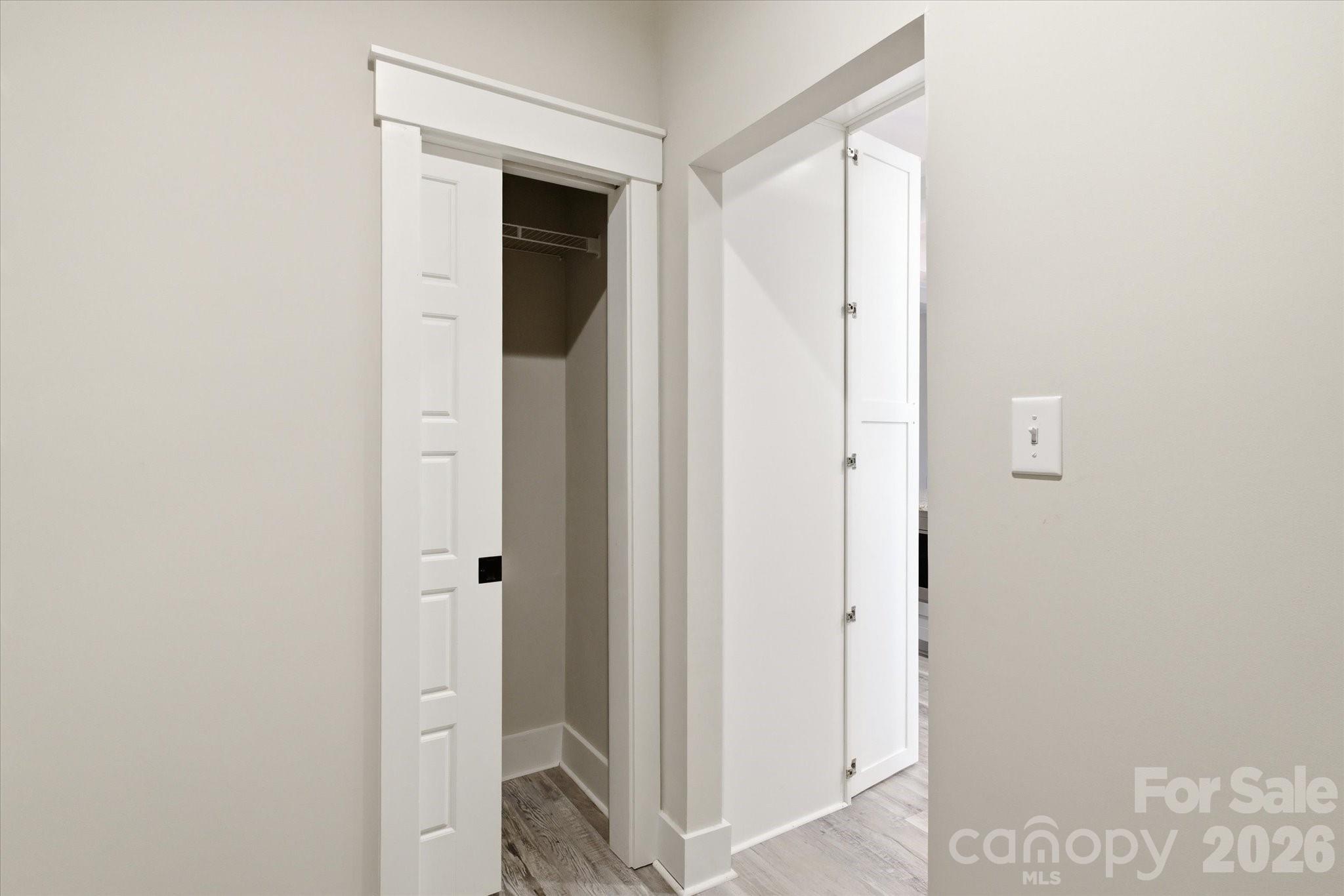 Mitchell Aire - Residential