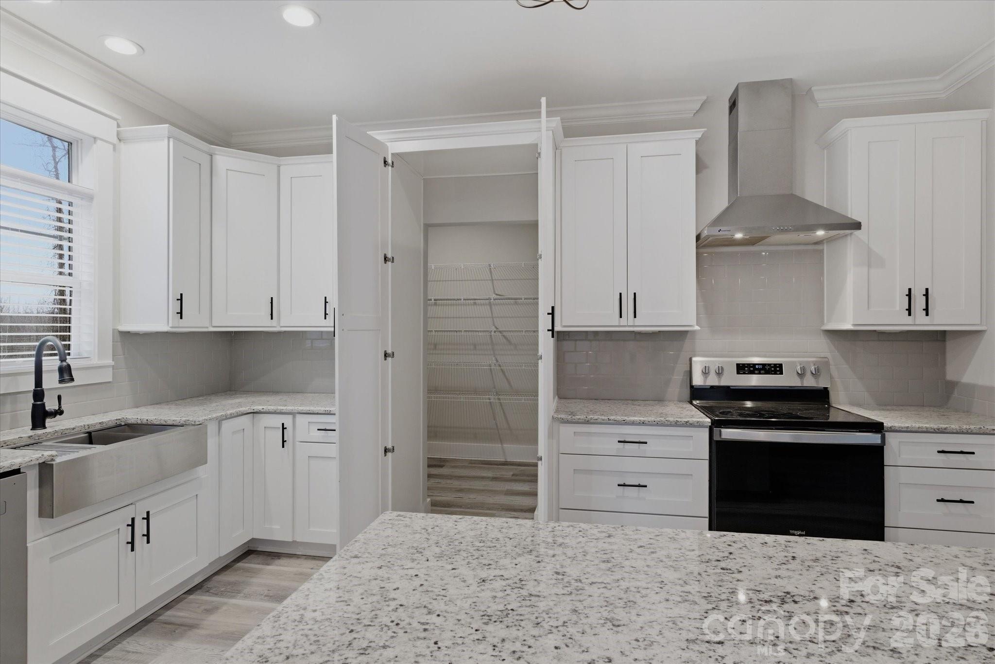 Mitchell Aire - Residential