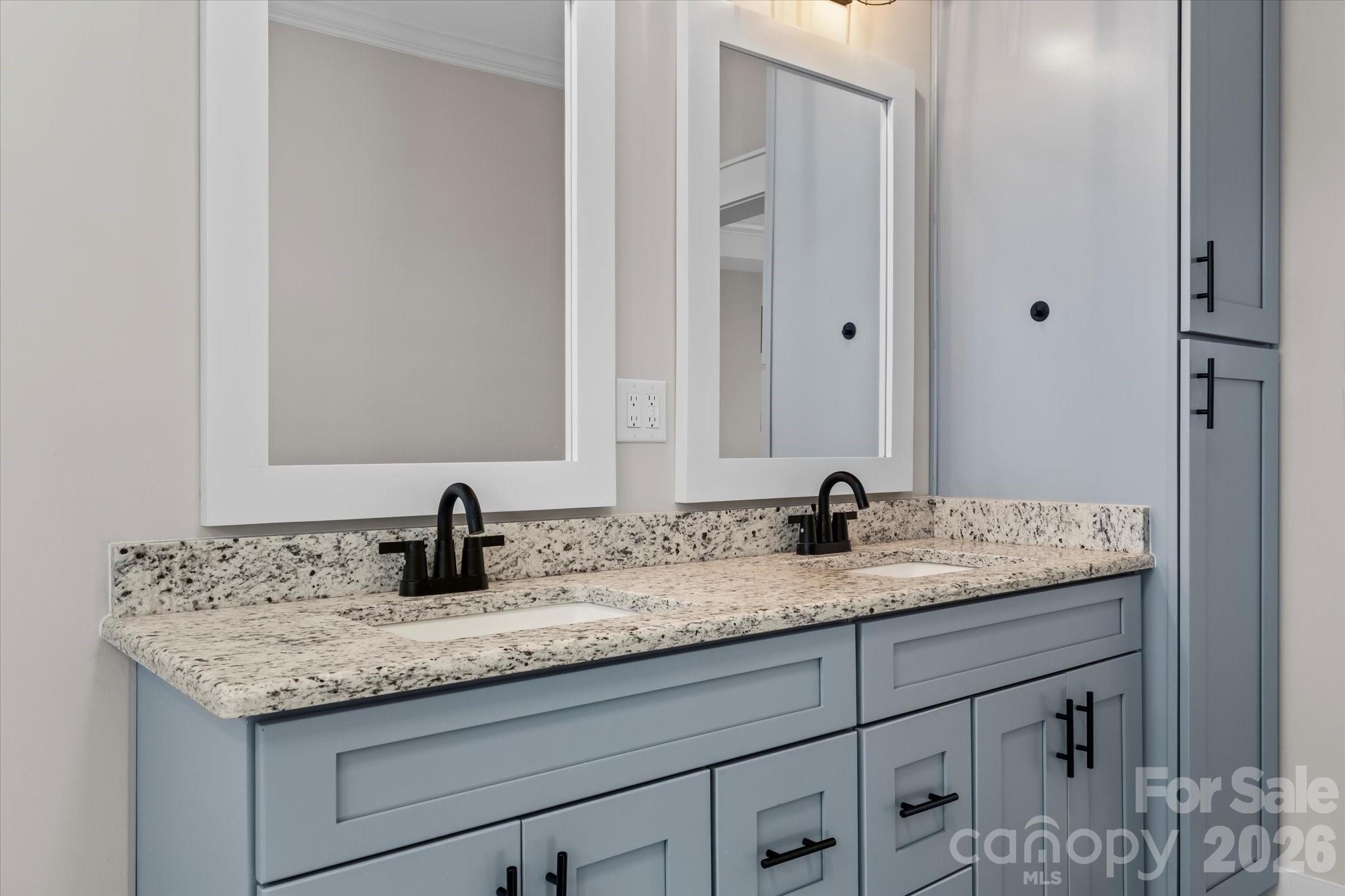 Mitchell Aire - Residential