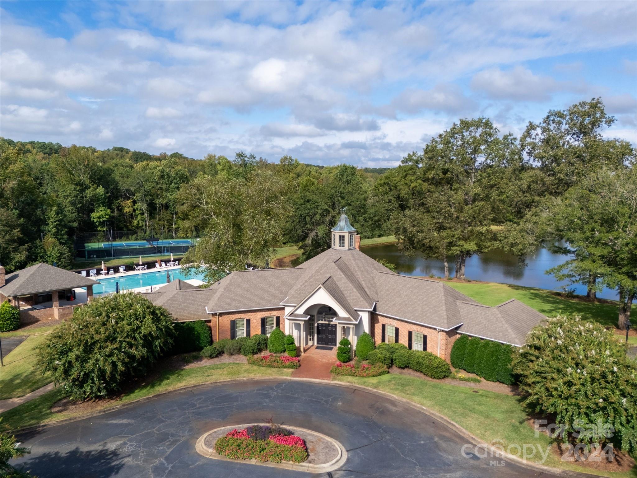 Meadow Lakes Ii - Residential