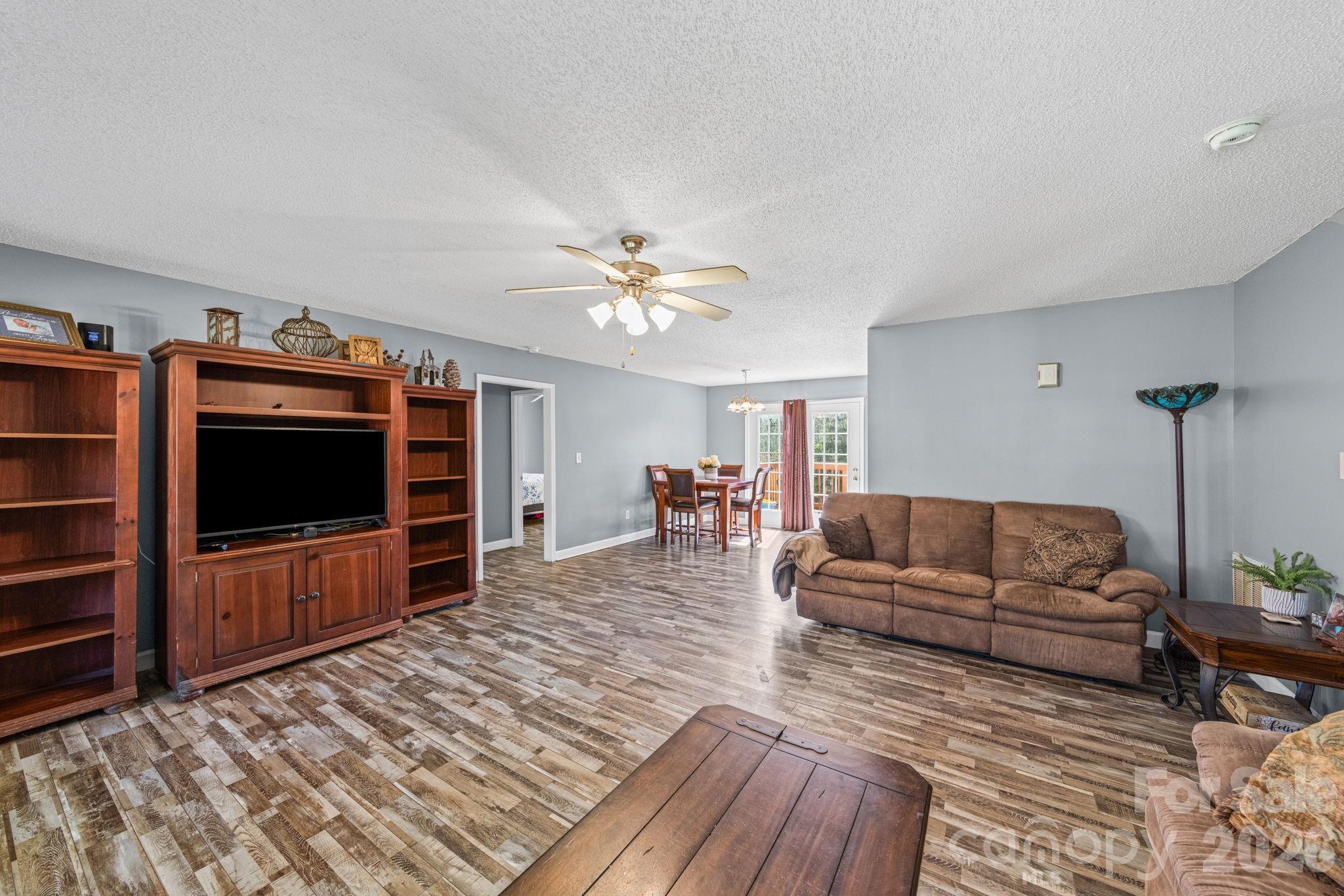 Shadow Oaks - Residential