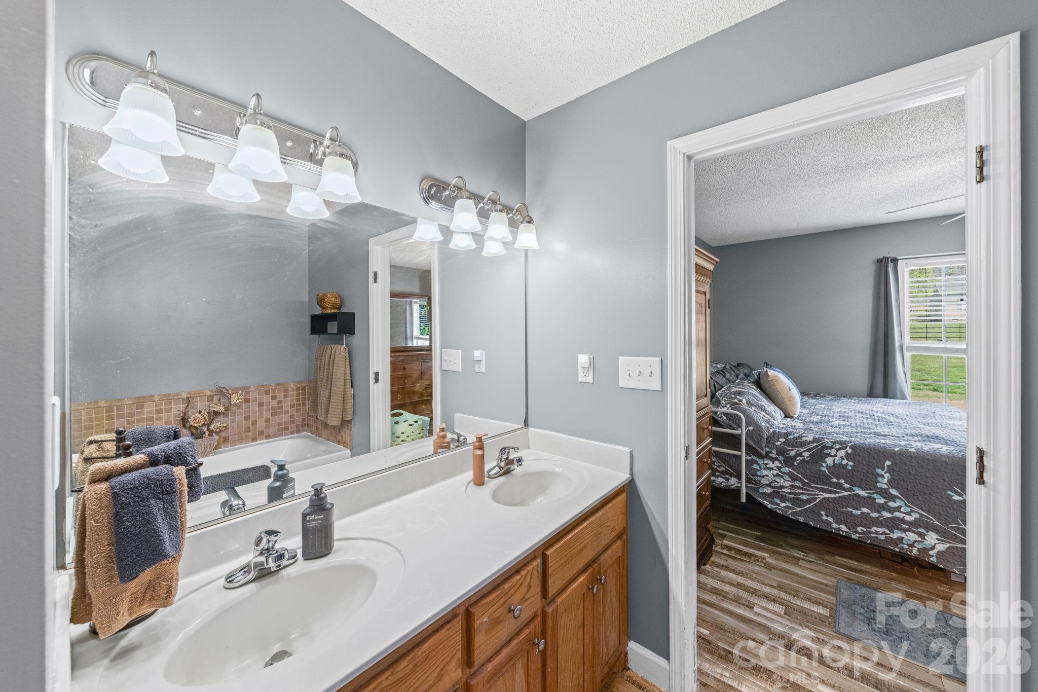 Shadow Oaks - Residential