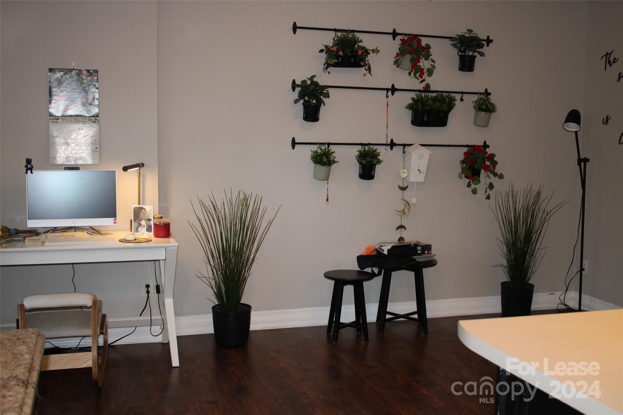 Oakhurst - Residential Lease