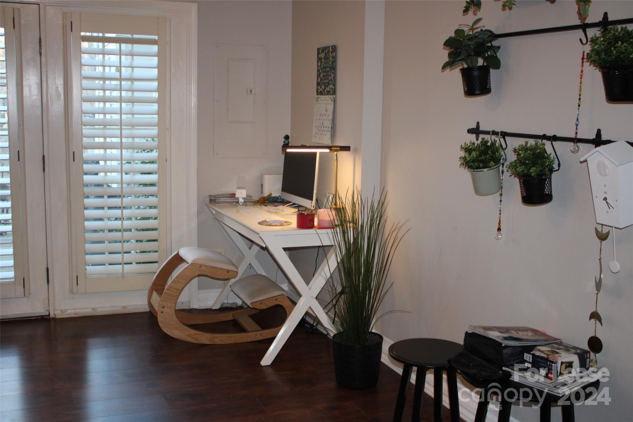 Oakhurst - Residential Lease