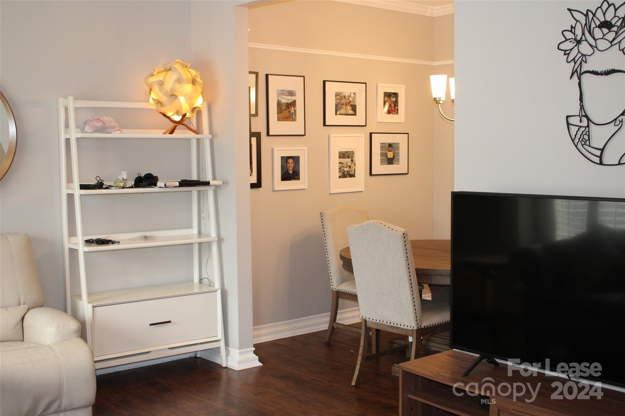 Oakhurst - Residential Lease